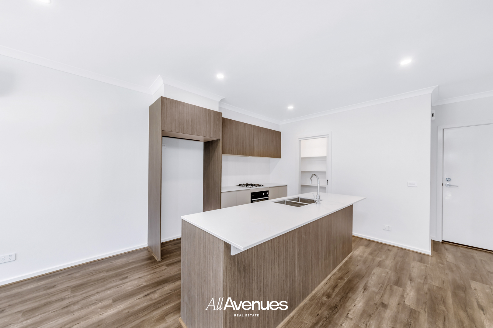 36 Myrtle Walk, Cranbourne West - Thumbnail 2