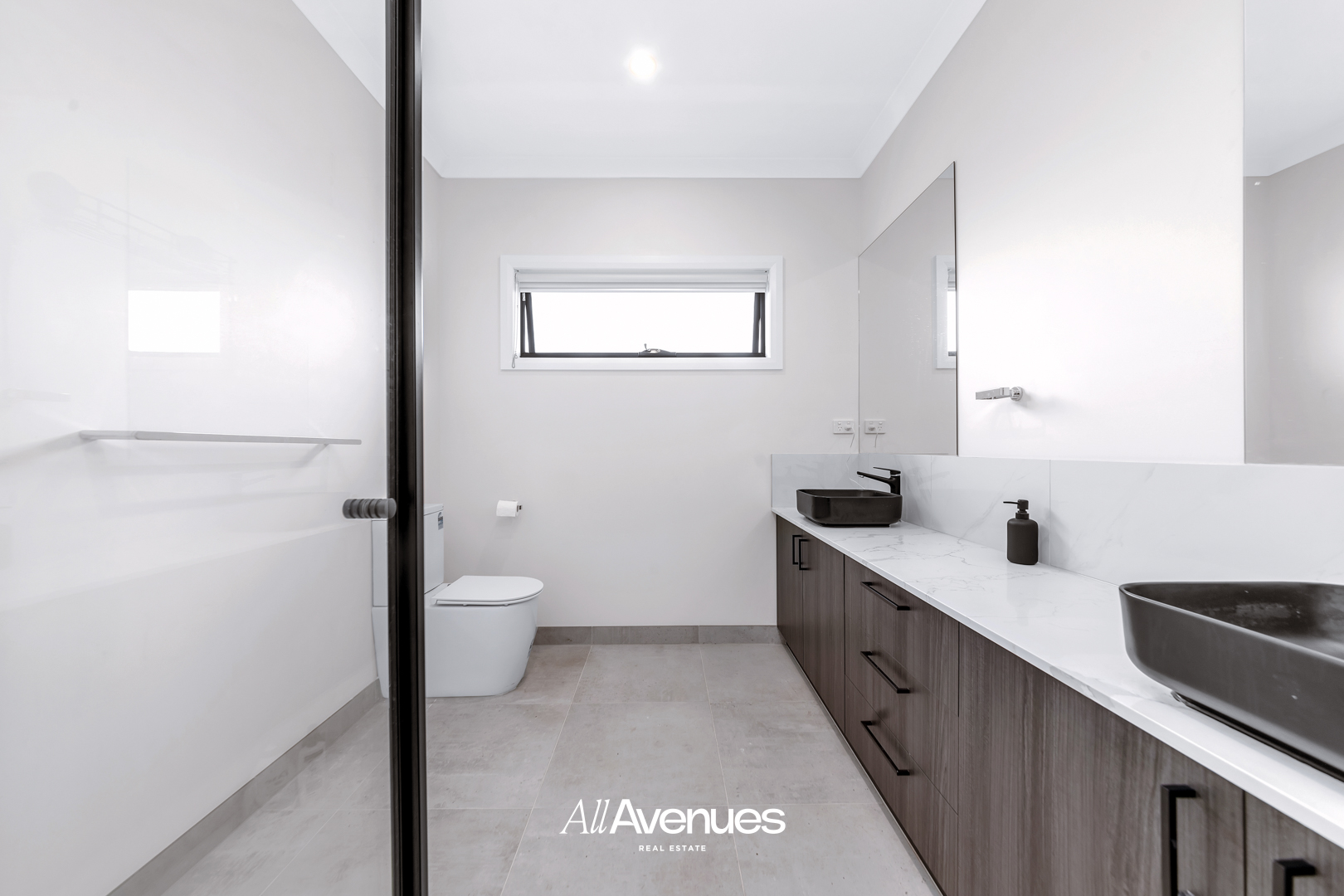 37 Hedgevale Drive, OFFICER, VIC 3809