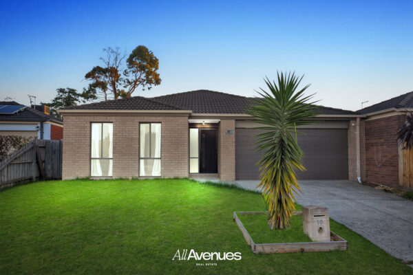 10 Bellbrae Crescent, CRANBOURNE WEST, VIC 3977