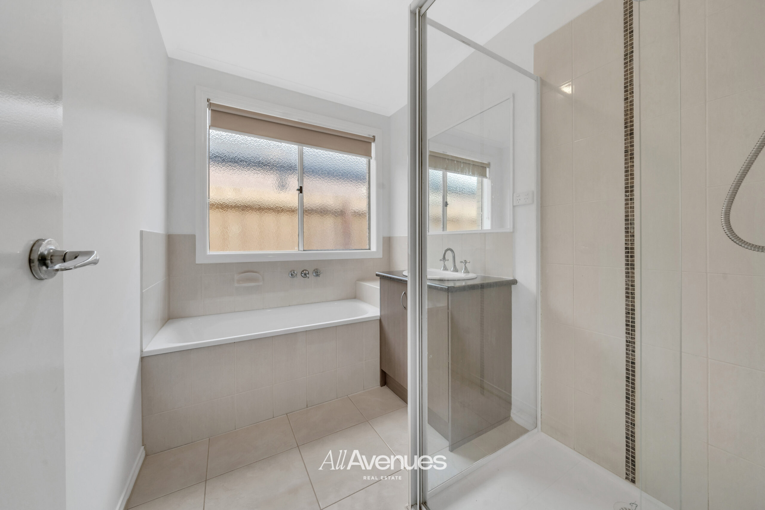 103 Fairhaven Boulevard, Cranbourne West - Thumbnail 8