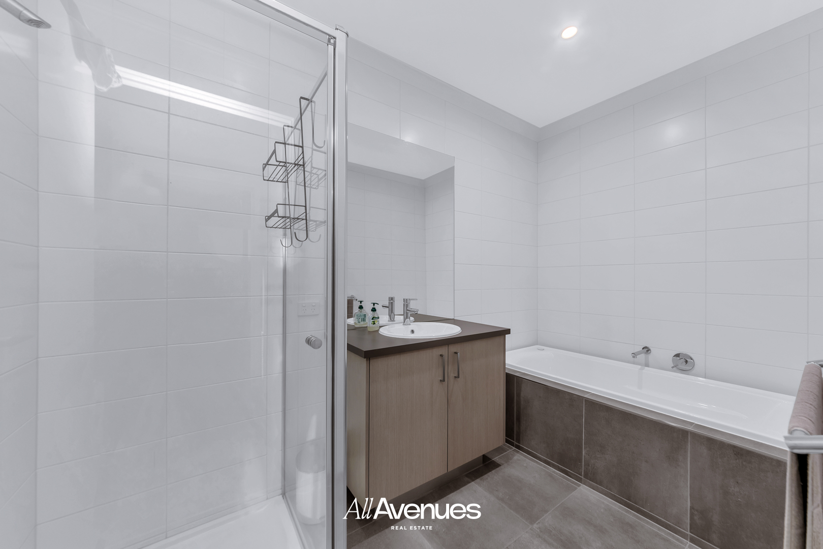 3 Emanda Lane, CLYDE NORTH, VIC 3978