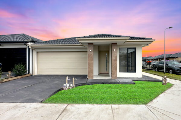 5 Amadeus Street, CLYDE, VIC 3978