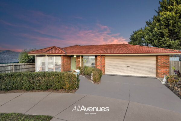 3 Jamie Mews, BERWICK, VIC 3806