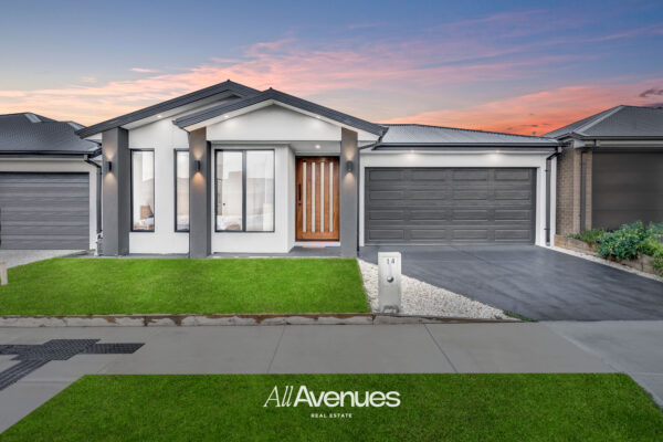 14 Patrobas Loop, CRANBOURNE EAST, VIC 3977