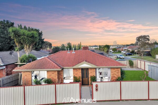 1 Eclipse Court, HAMPTON PARK, VIC 3976