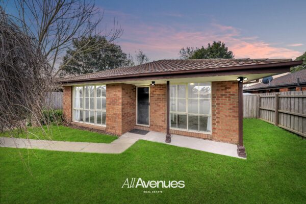28 Howey Road, PAKENHAM, VIC 3810