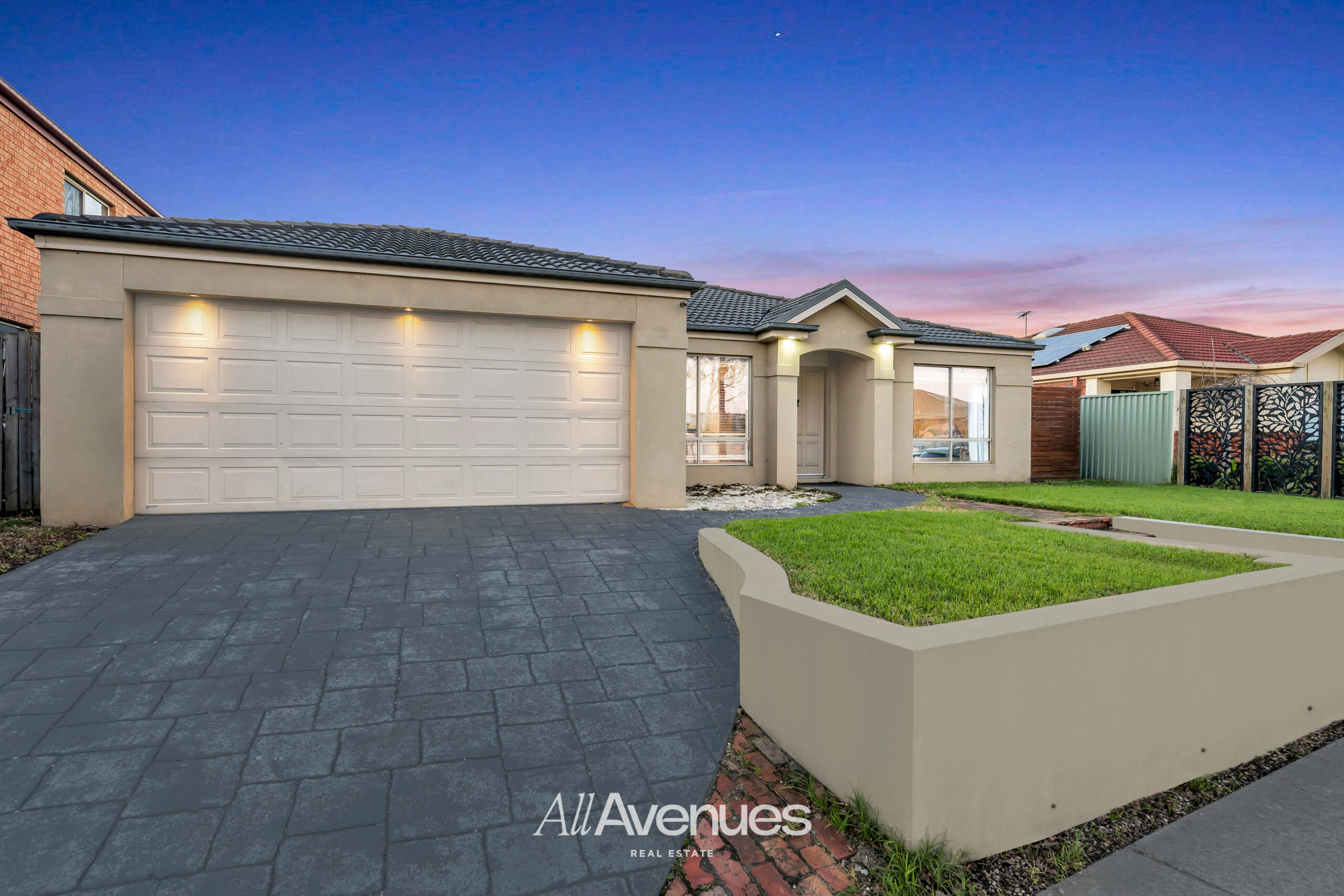 16 Foxwood Drive, CRANBOURNE EAST, VIC 3977