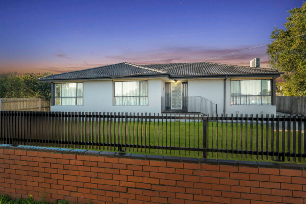 1/7 Duff Street, CRANBOURNE, VIC 3977