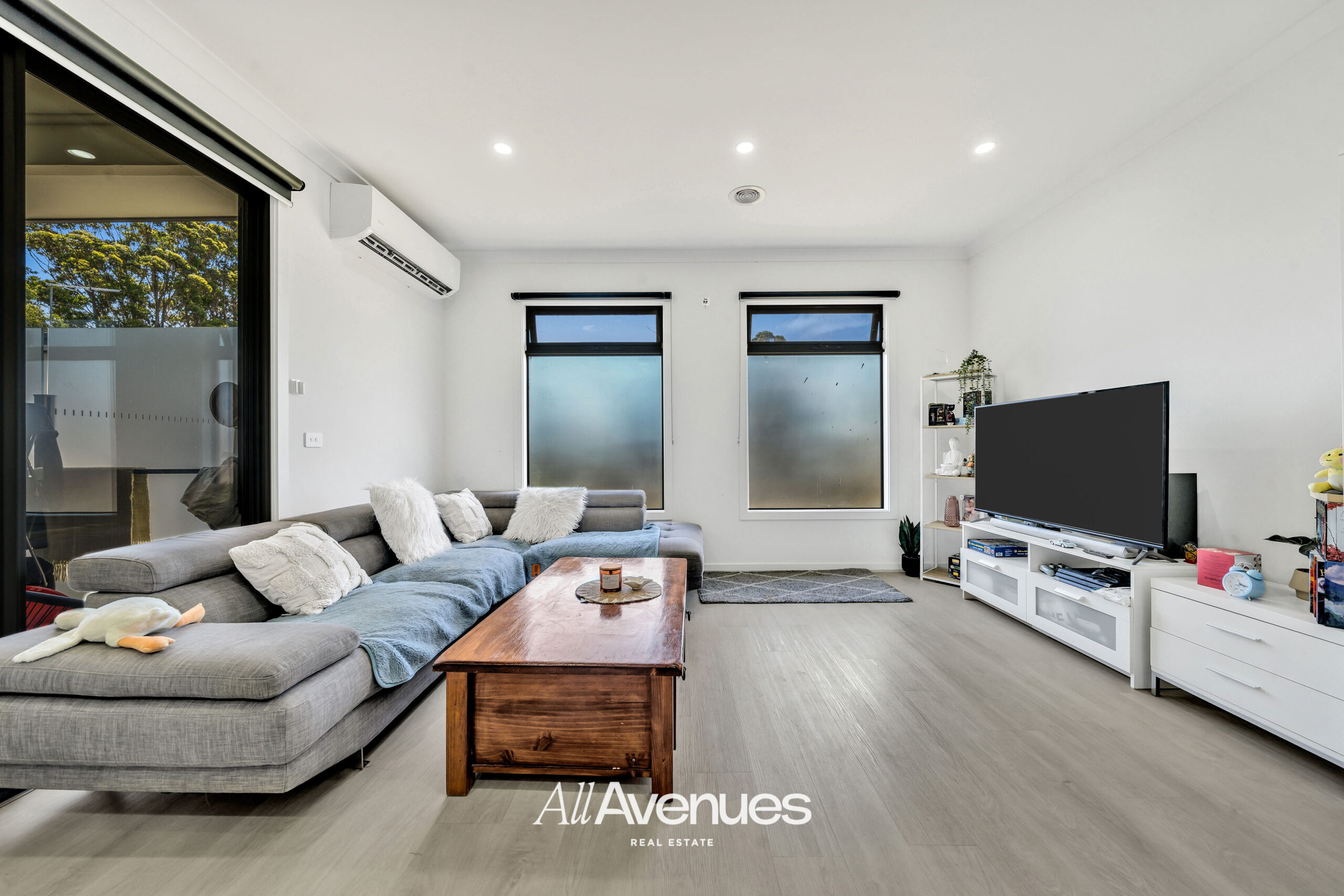 18B Scott Street, Cranbourne - Thumbnail 2