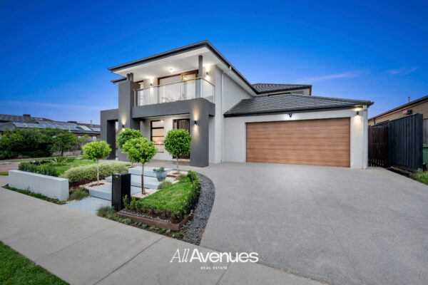 17 Curved Trunk Road, OFFICER, VIC 3809