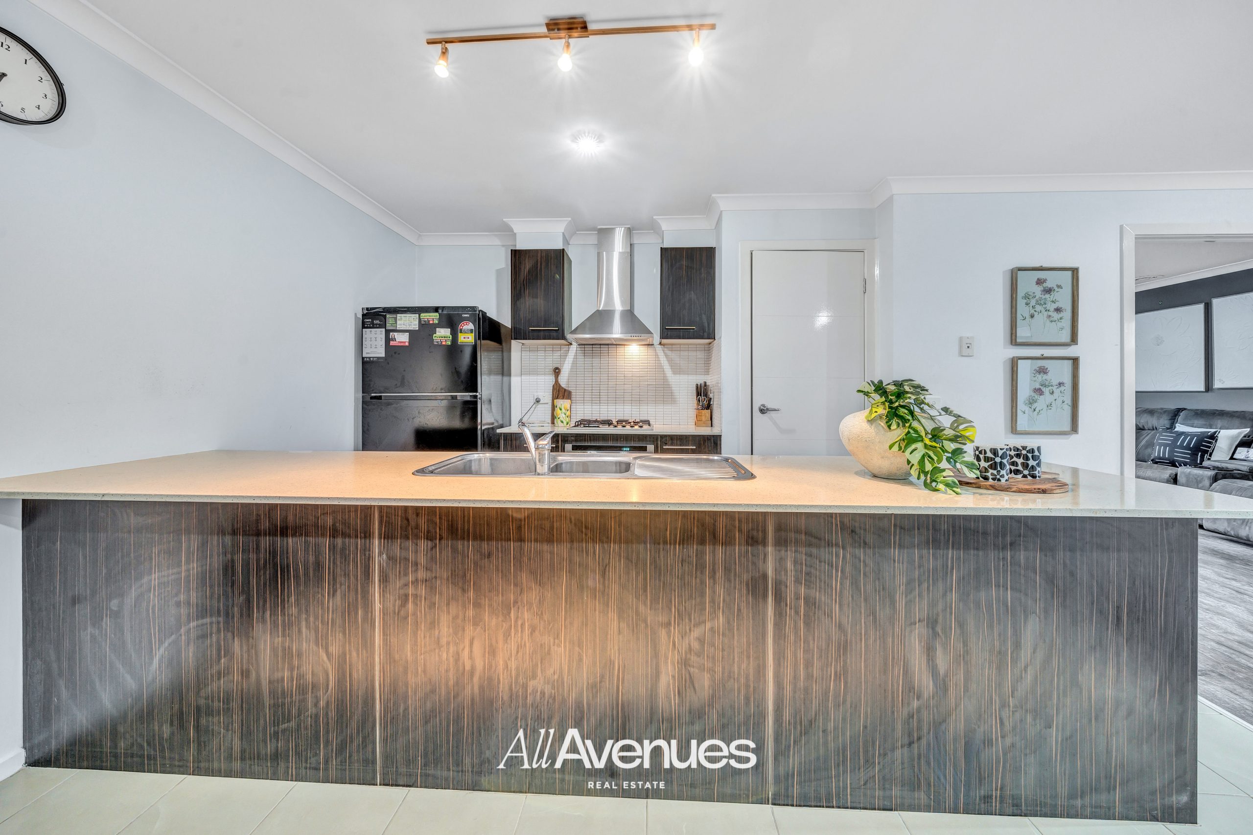 32 Victoria Place, PAKENHAM, VIC 3810