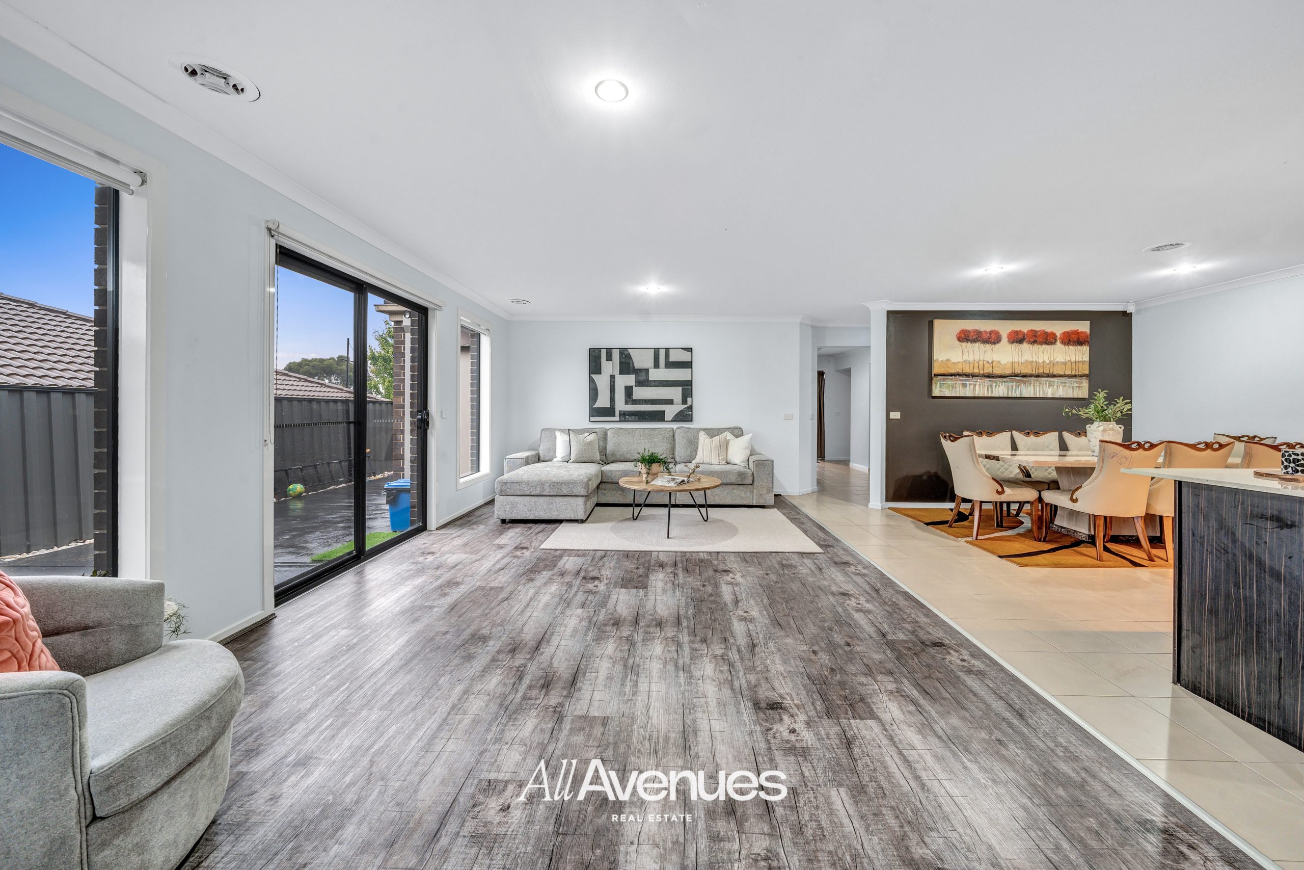 32 Victoria Place, PAKENHAM, VIC 3810