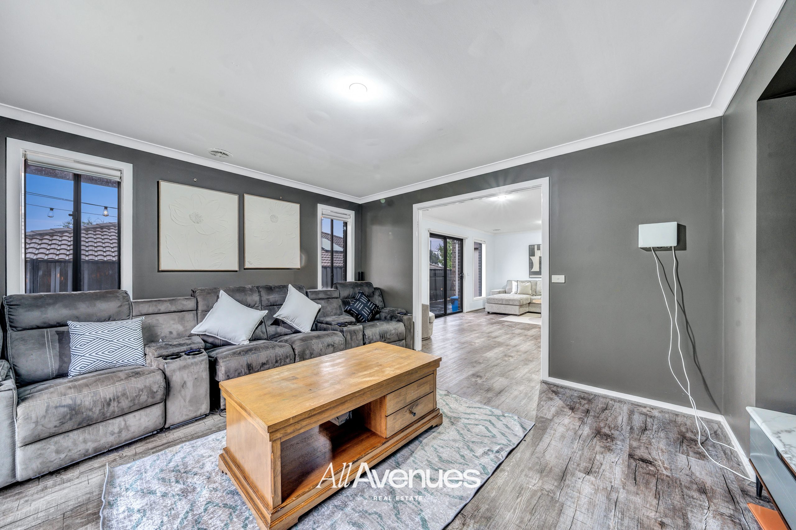 32 Victoria Place, PAKENHAM, VIC 3810