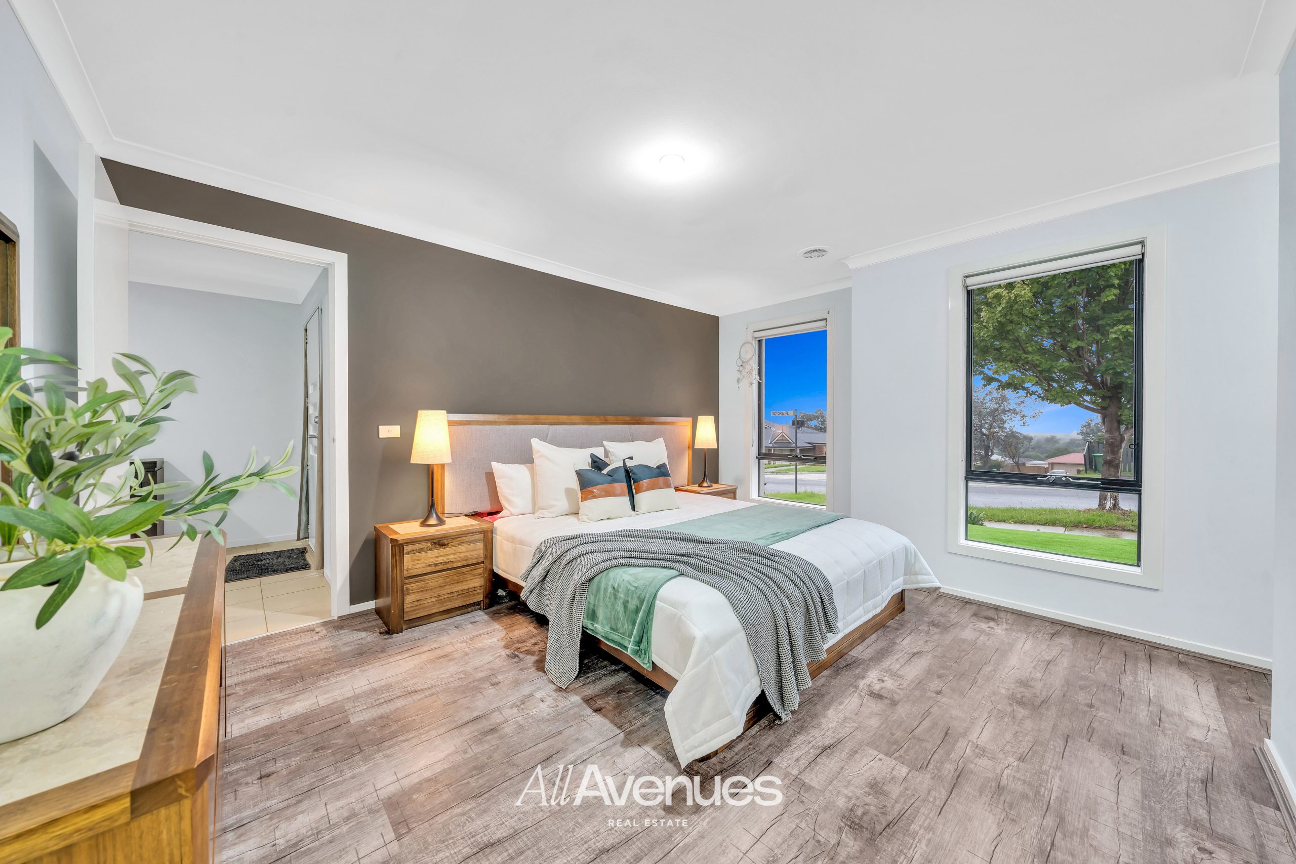 32 Victoria Place, PAKENHAM, VIC 3810