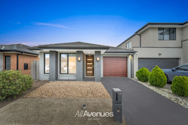 44 Pitfield Avenue, CRANBOURNE EAST, VIC 3977