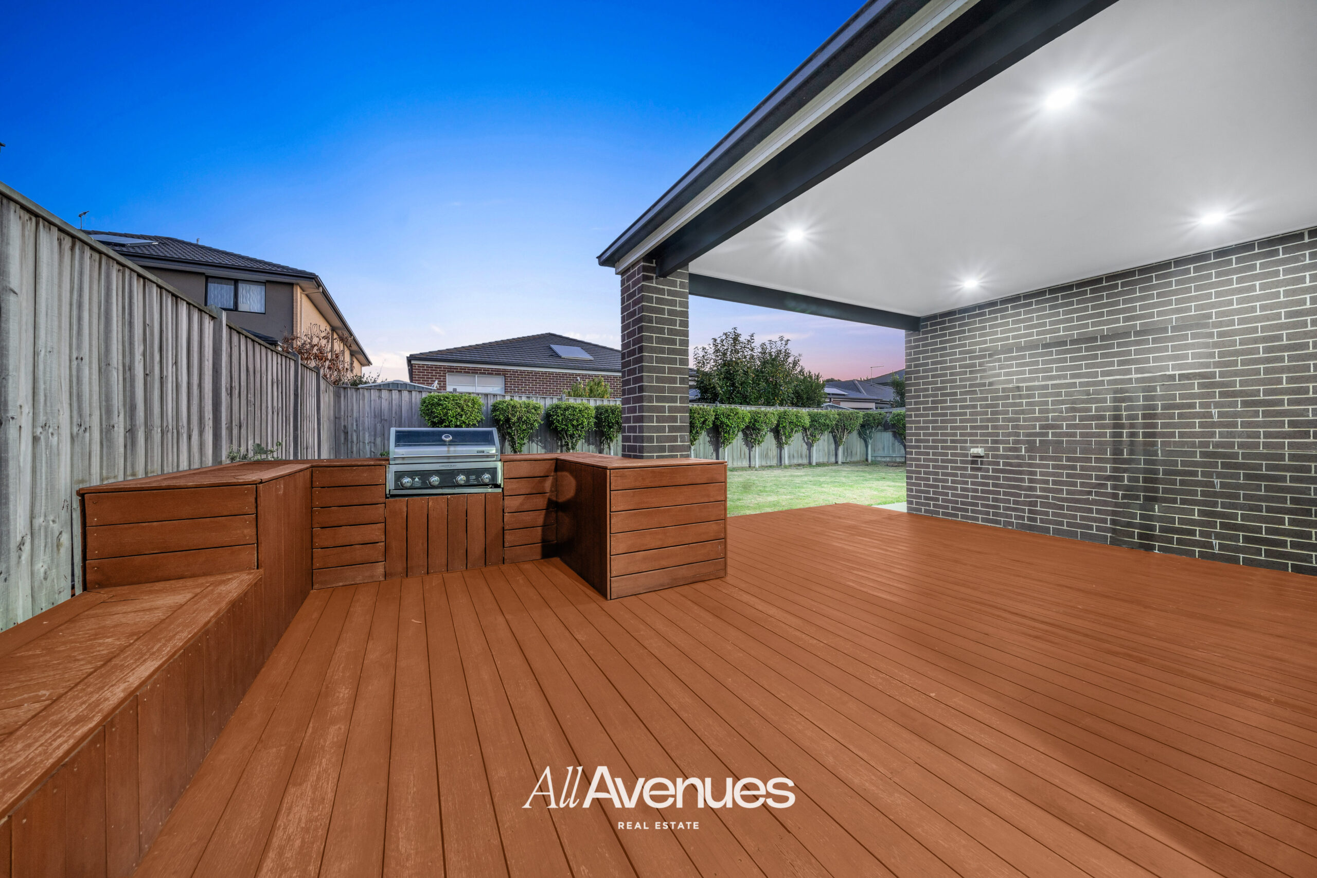 18 Deoro Parade, CLYDE NORTH, VIC 3978