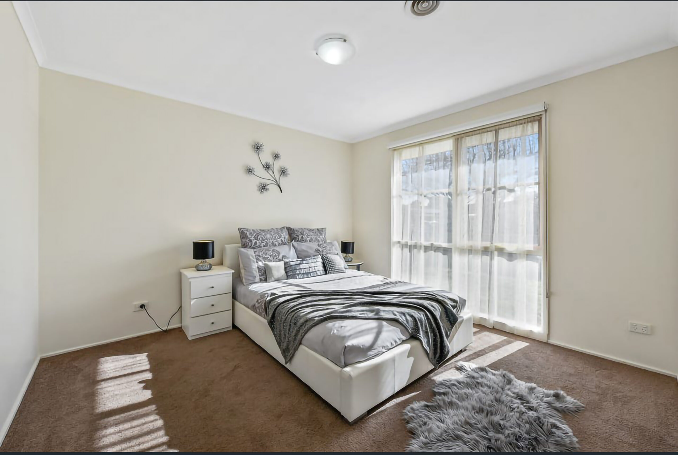 2 Joyce Street, Cranbourne West - Thumbnail 7