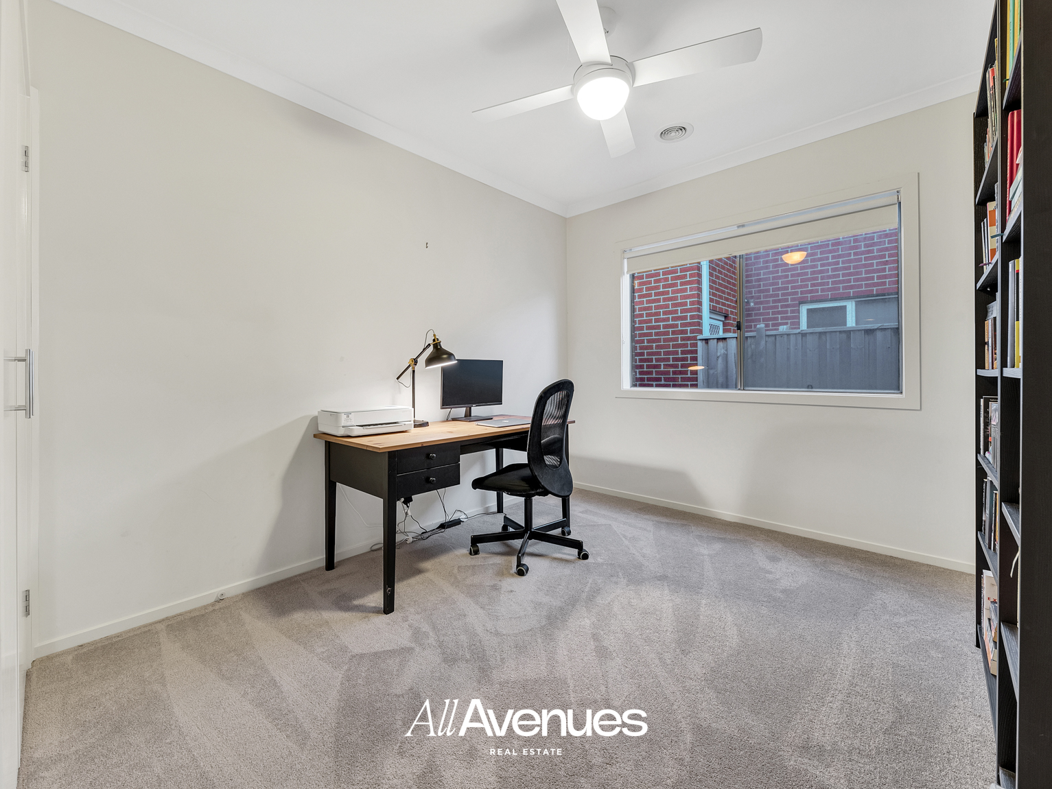 12 Fenway Boulevard, Clyde North - Thumbnail 8