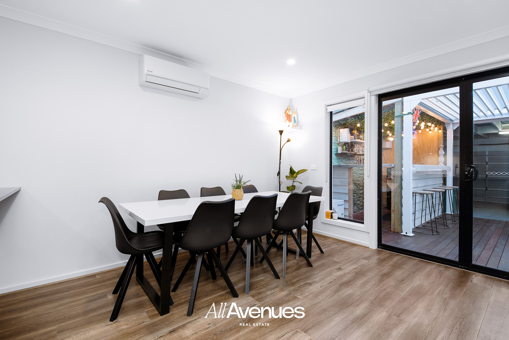 10 Hare Mews, CRANBOURNE EAST, VIC 3977
