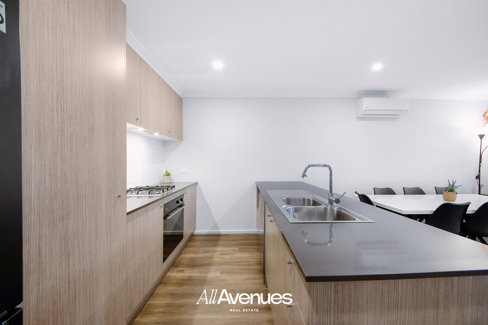 10 Hare Mews, CRANBOURNE EAST, VIC 3977