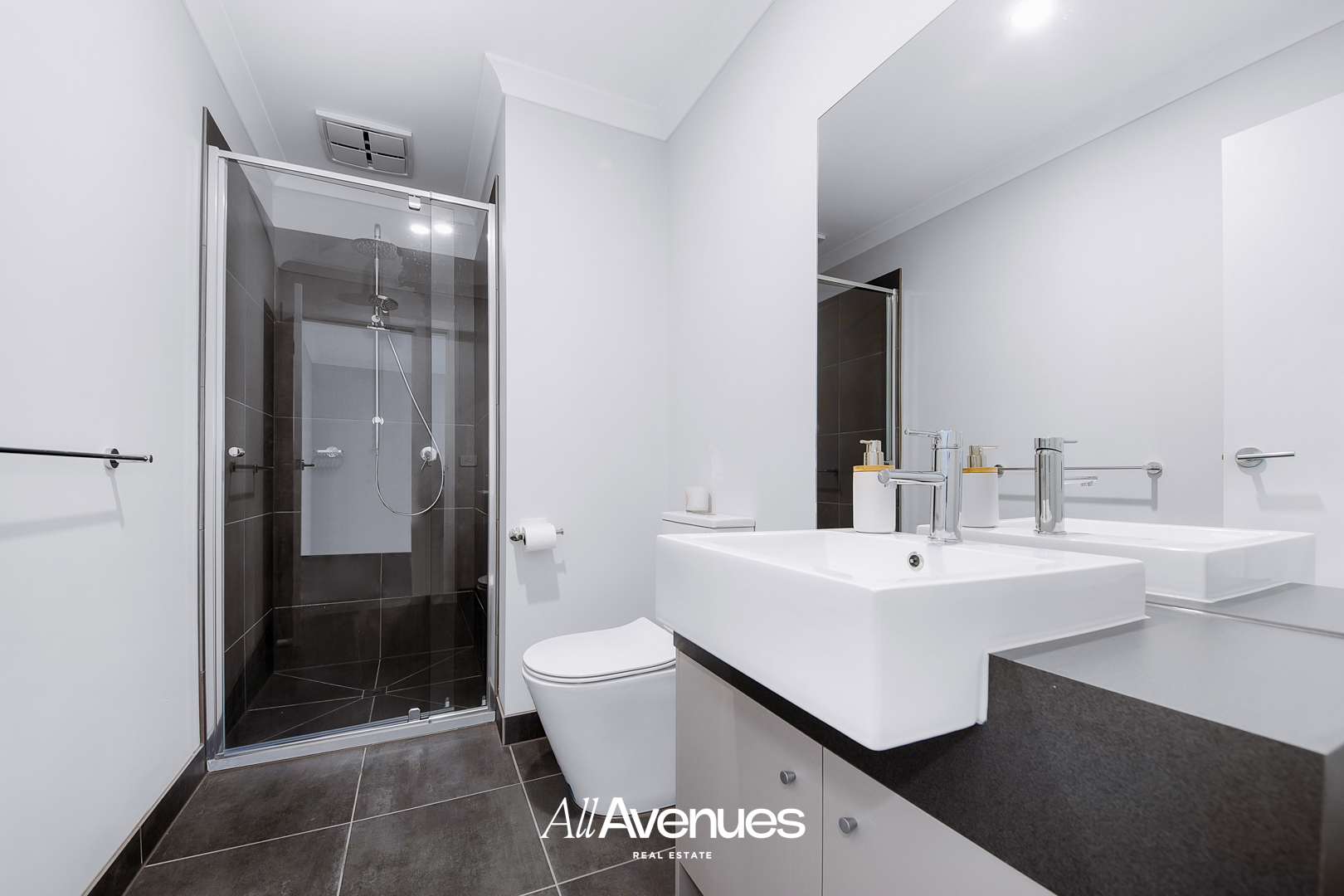10 Hare Mews, CRANBOURNE EAST, VIC 3977