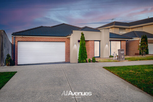 272 Pink Hill Boulevard, OFFICER, VIC 3809
