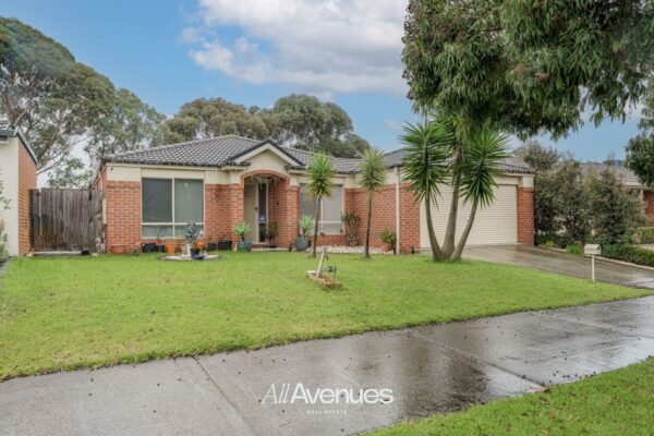 79 Scotsdale Drive, CRANBOURNE EAST, VIC 3977