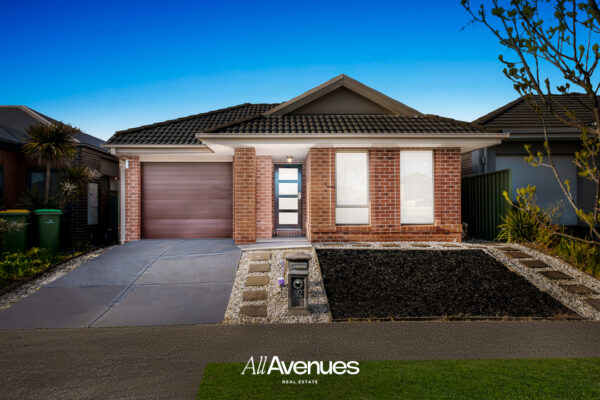 92 Dusseldorp Avenue, PAKENHAM, VIC 3810