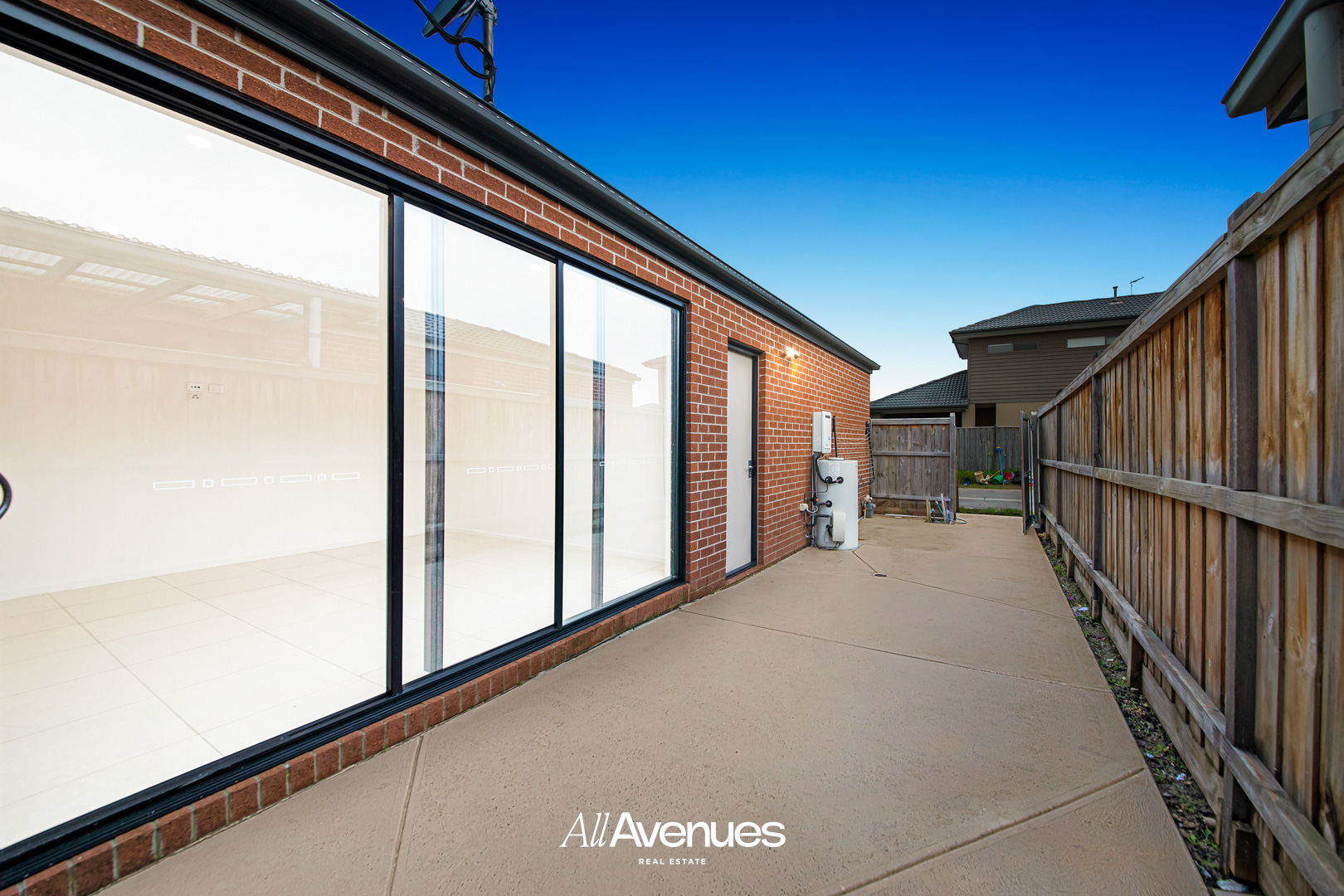 337 RIX ROAD, OFFICER, VIC 3809