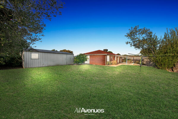 2 Ayres Close, CRANBOURNE NORTH, VIC 3977