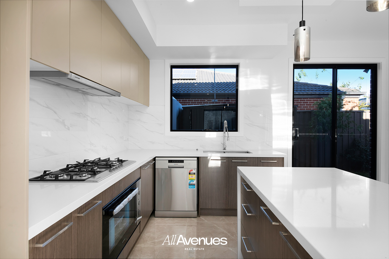 12 Macey Street, Cranbourne - Thumbnail 3