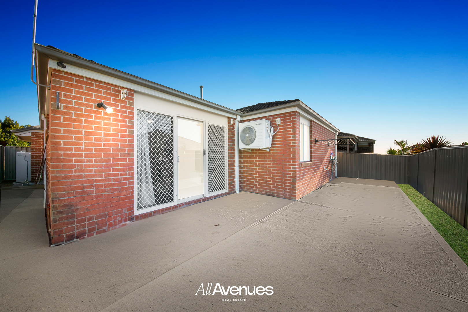 104 Linsell Boulevard, Cranbourne East - Image 1
