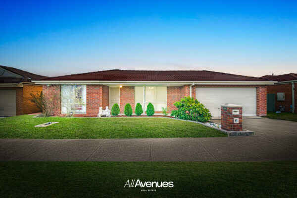 88 Strabane Way, HAMPTON PARK, VIC 3976
