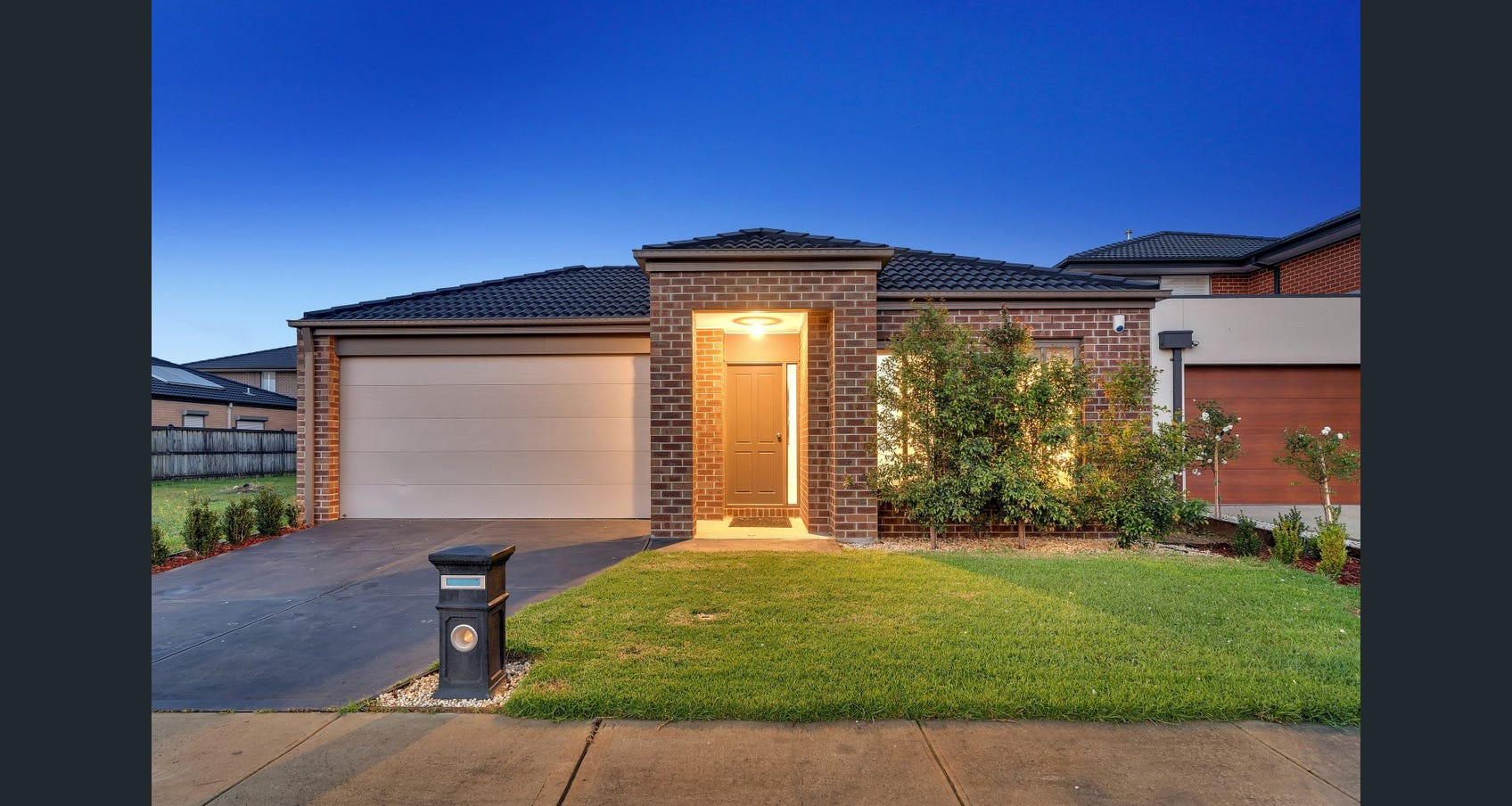 34 Pickerel Ave, Clyde North, VIC 3978