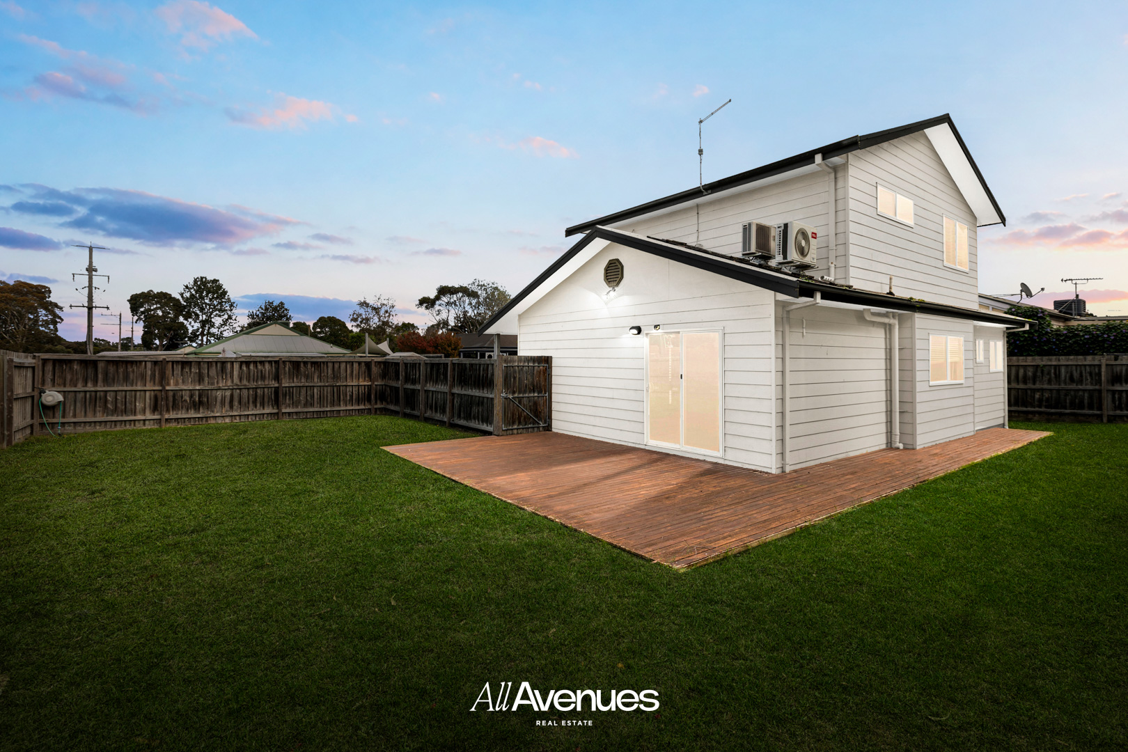 1 Hatch Street, PEARCEDALE, VIC 3912