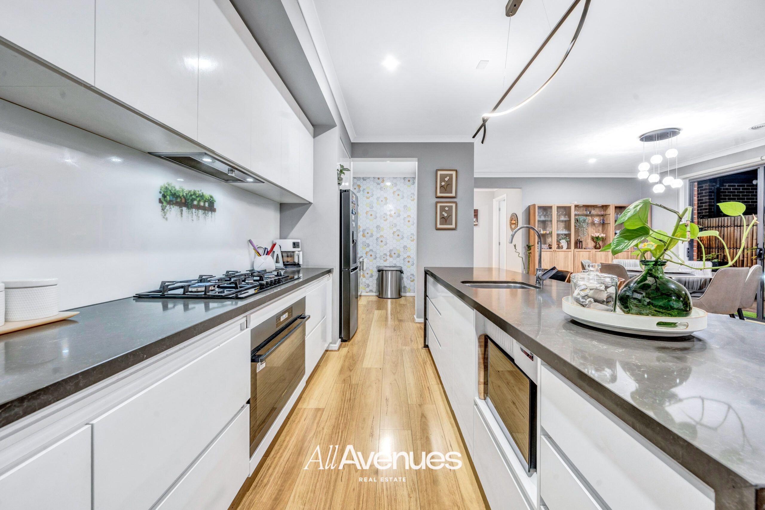 68 Fenway Boulevard, Clyde North - Thumbnail 8