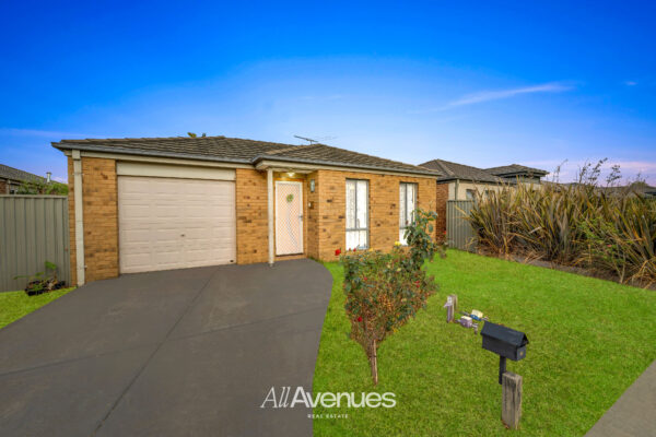 50 Tyndall Street, CRANBOURNE EAST, VIC 3977