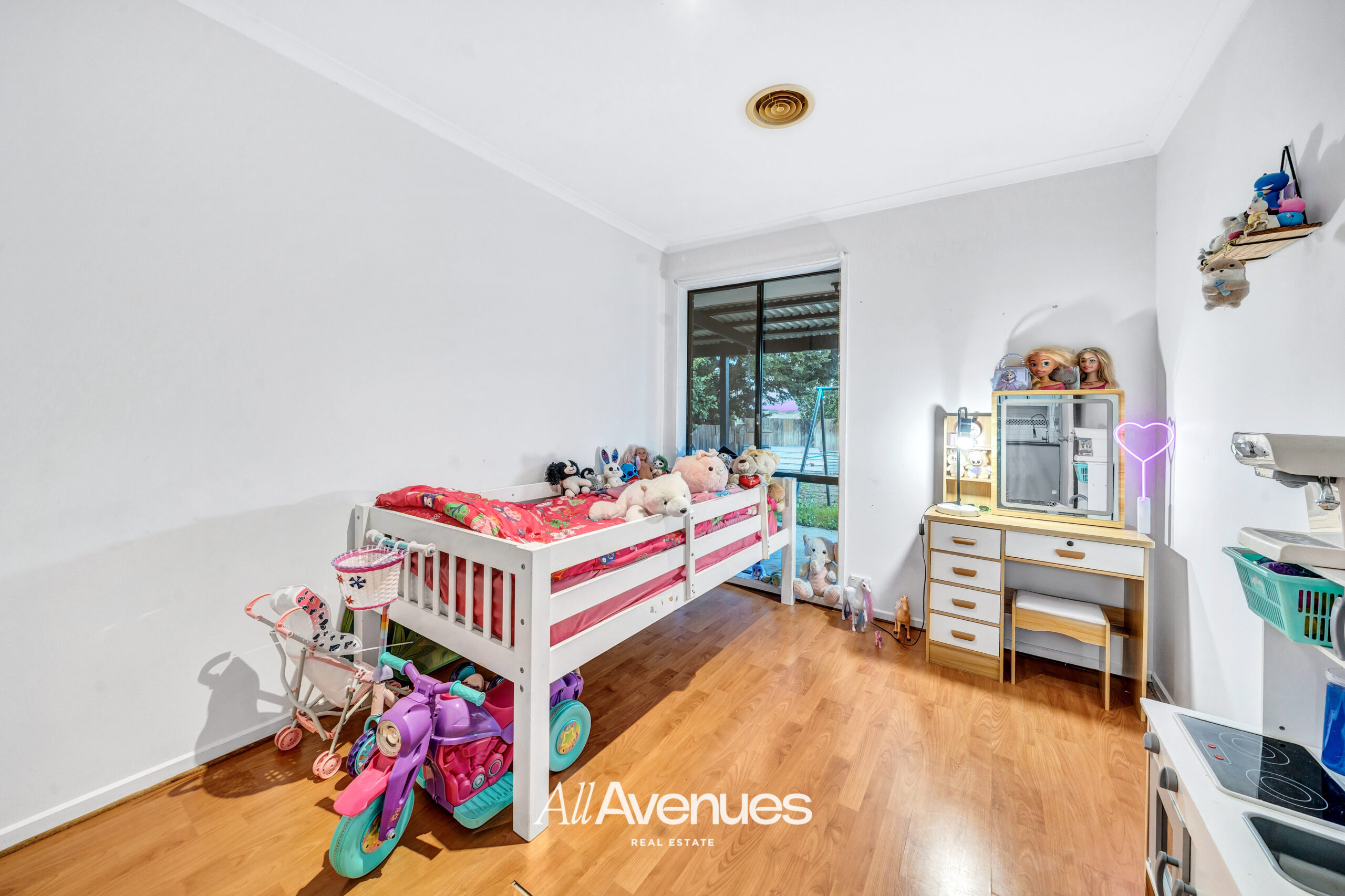 10 Bill Place, HAMPTON PARK, VIC 3976