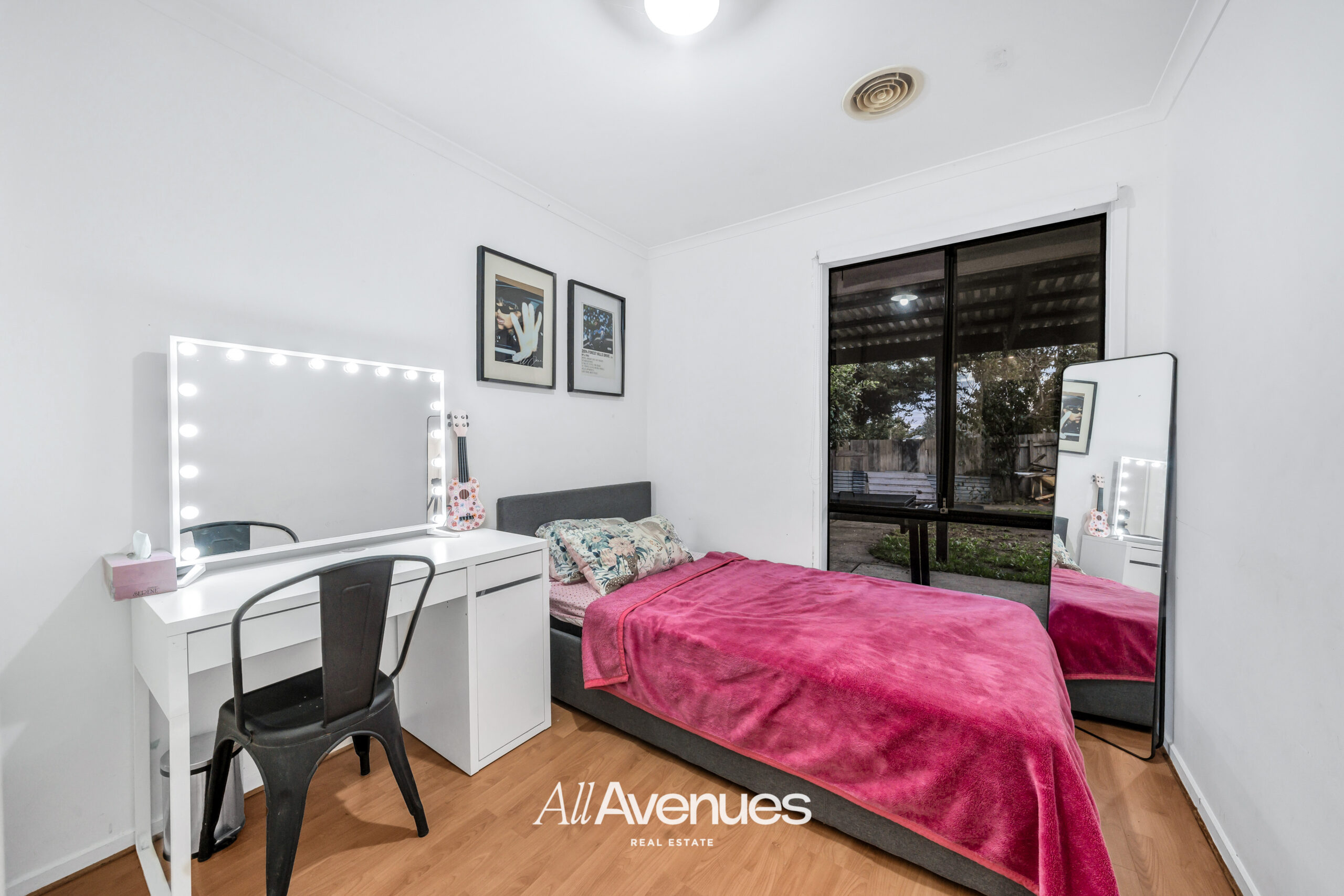 10 Bill Place, HAMPTON PARK, VIC 3976
