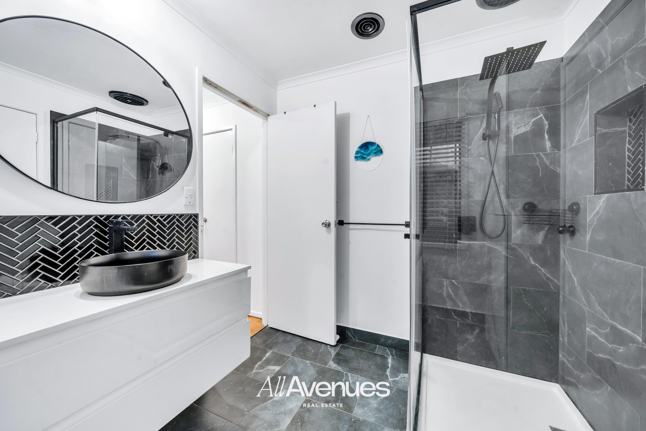 10 Bill Place, HAMPTON PARK, VIC 3976