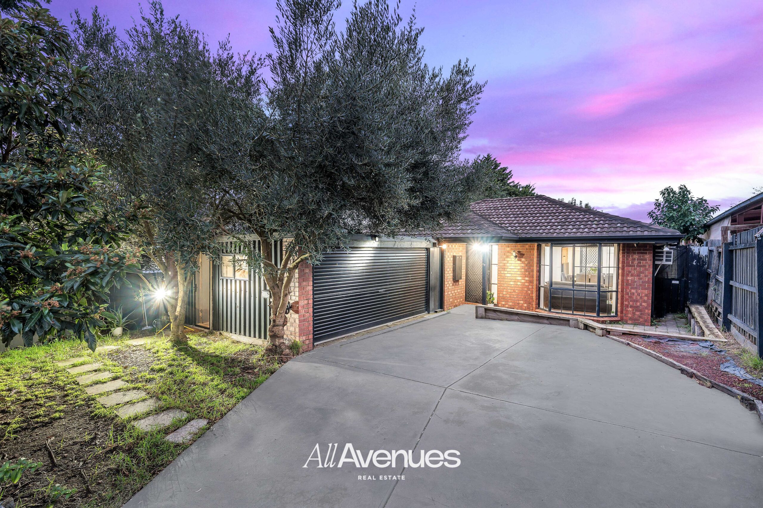 10 Bill Place, Hampton Park - Image 1