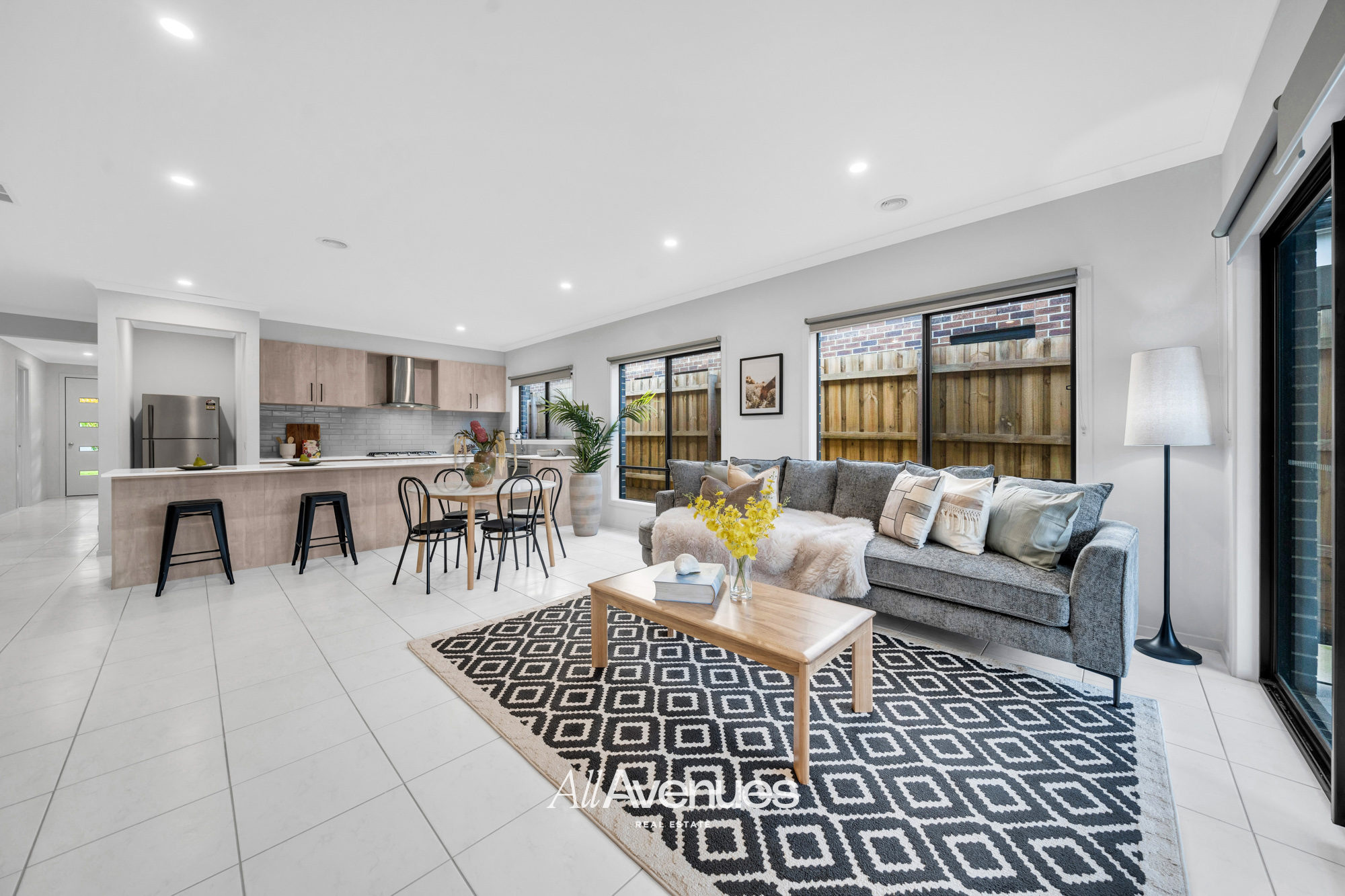 37 Dalmatian Street, CRANBOURNE EAST, VIC 3977