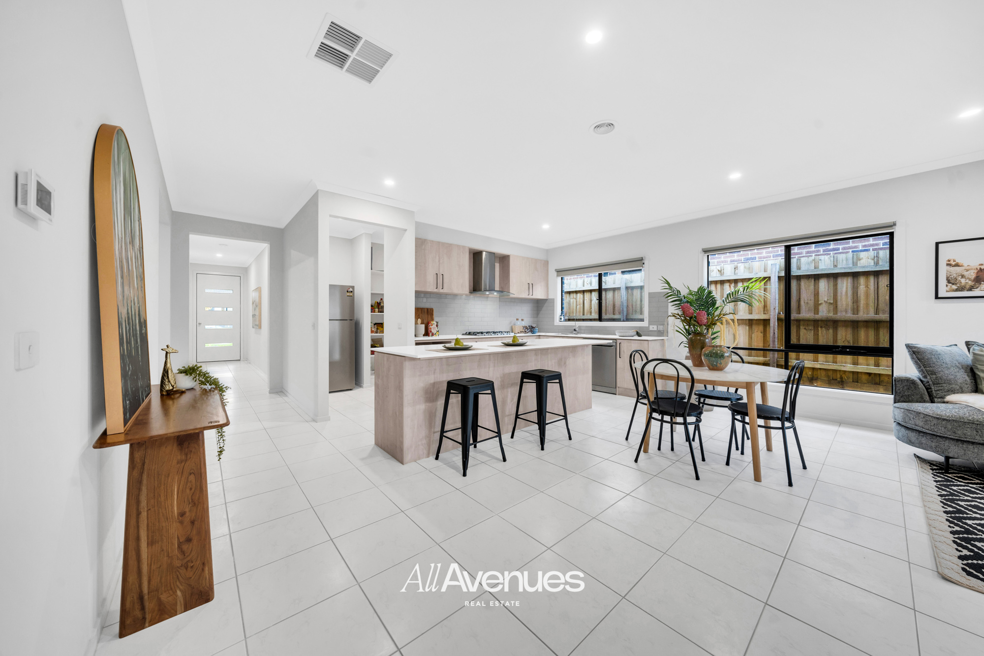 37 Dalmatian Street, CRANBOURNE EAST, VIC 3977