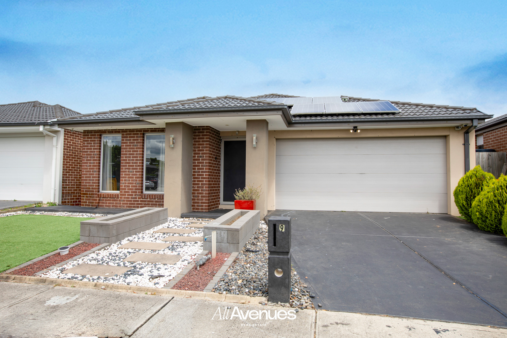9 Bendigo Ct, Cranbourne, VIC 3977
