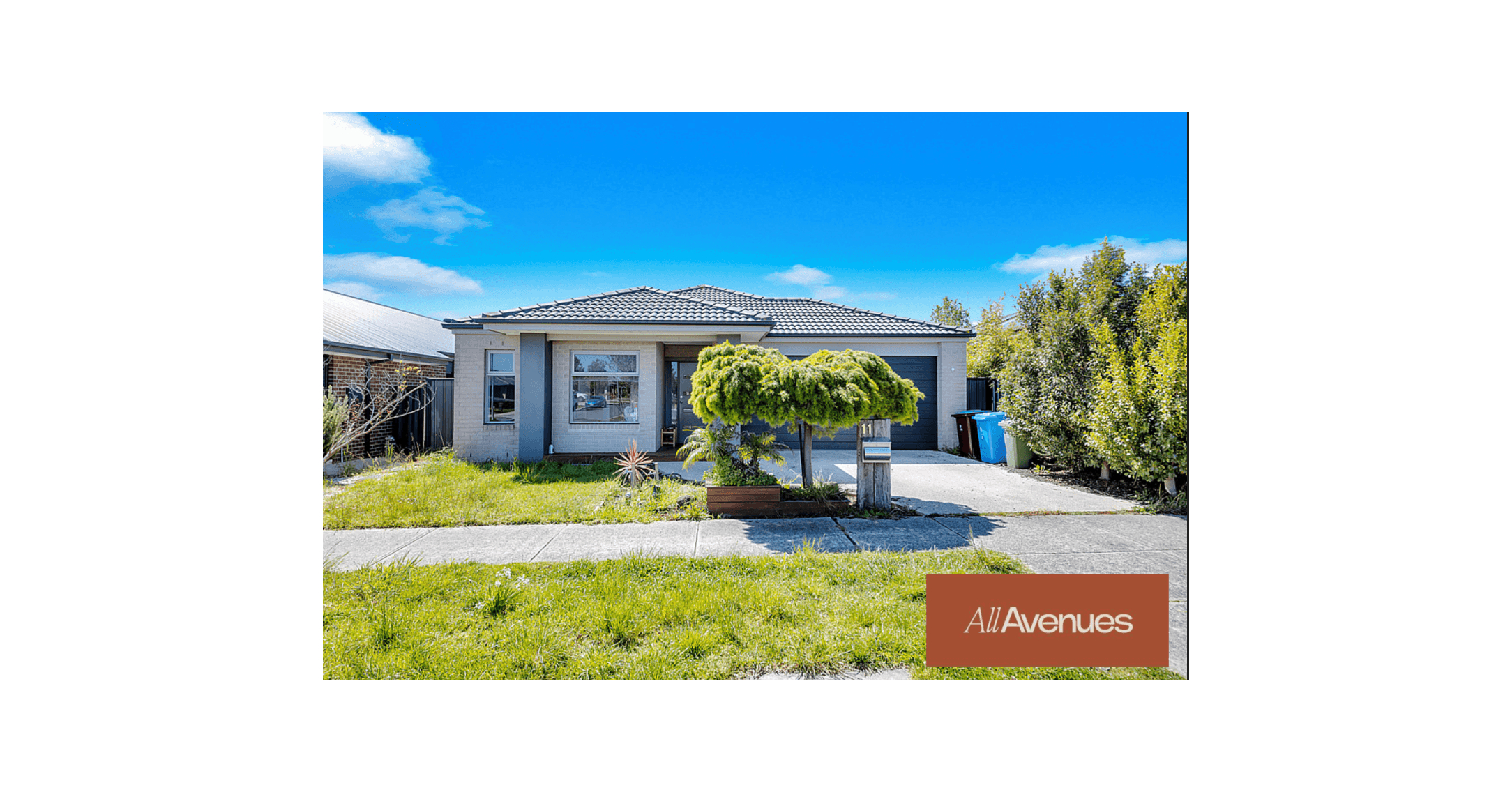 11 Hanoverian Street, Clyde North, VIC 3978